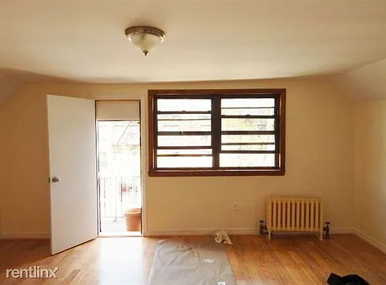 Rented by Metropolitan Realty | media 5