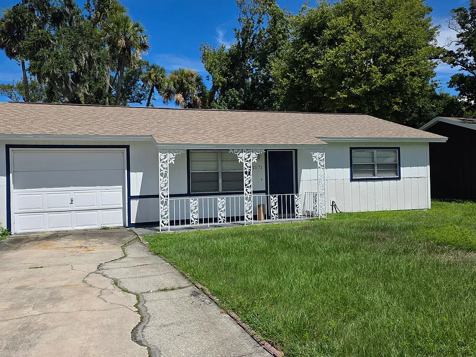 1571 Mobile Ave