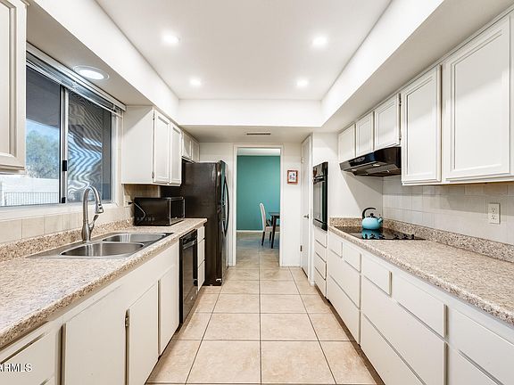 4th image of 10130 W PINE SPRINGS Drive
