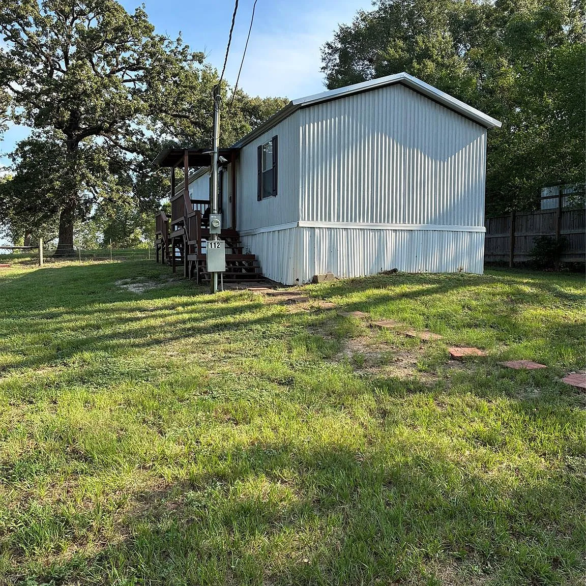 2 bed, 2.0 bath, 896 sqft, $1,200 — Photo 3