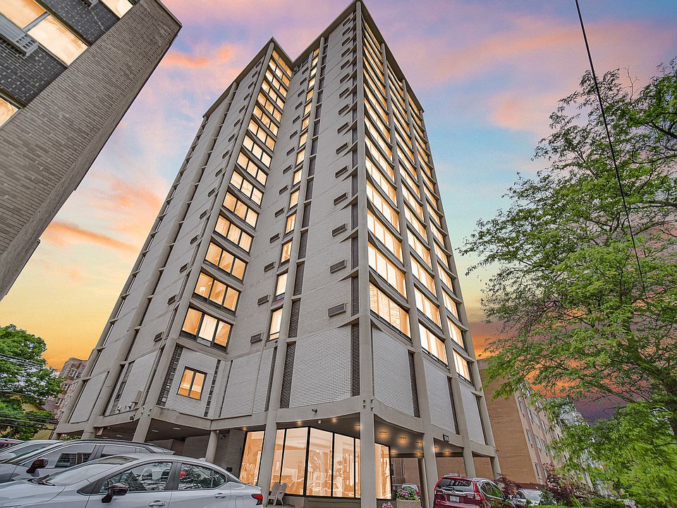 1st image of 5740 N Sheridan Rd APT 11A