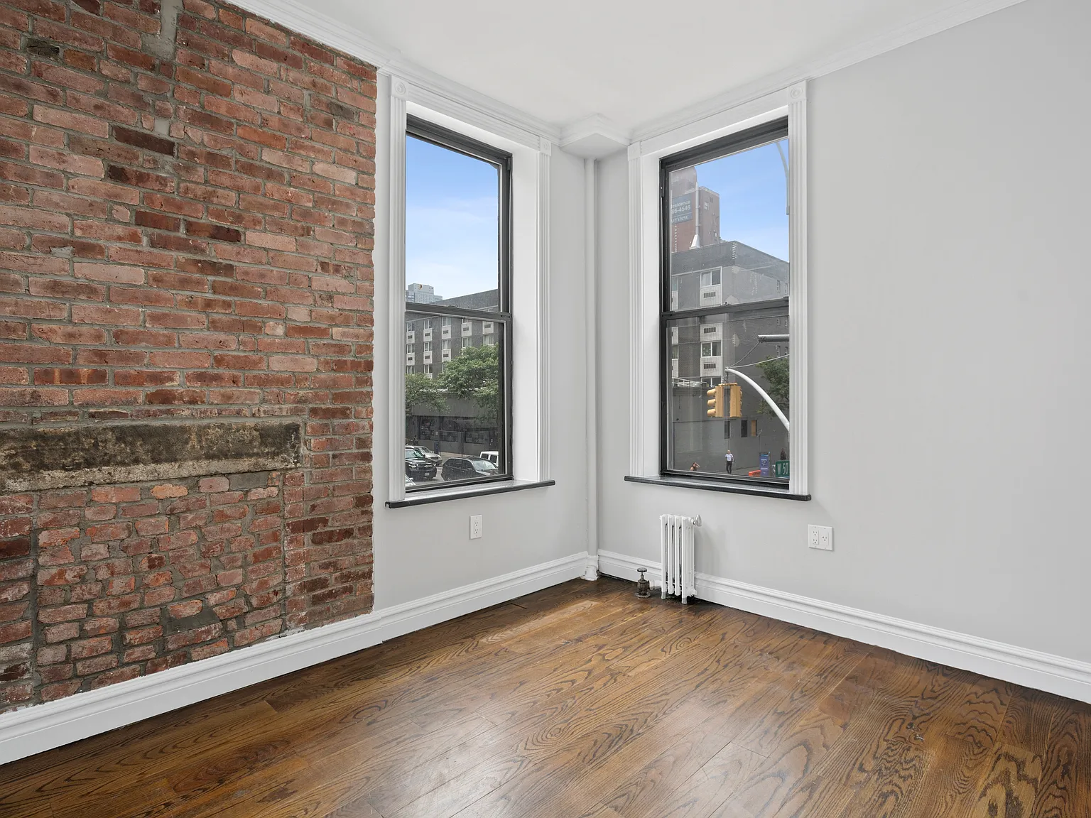 459 West 50th Street — Photo 4