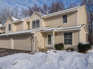 5221 Silver Maple Cir, Minnetonka, MN 55343