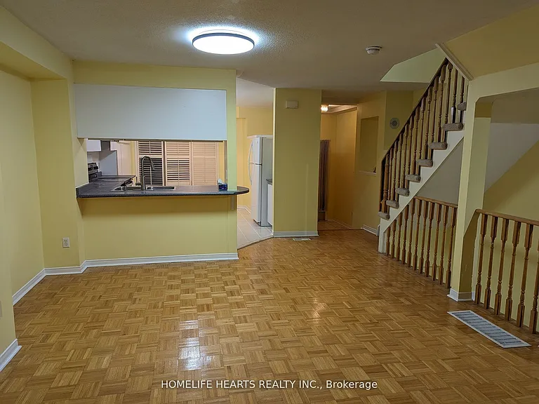 18 Clark Ave W #192 — Photo 9