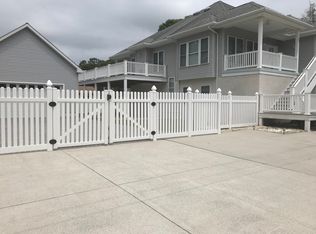 107 Rose Ln, Villas, NJ 08251