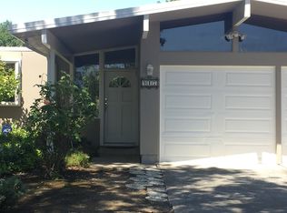 917 Brookgrove Ln, Cupertino, CA