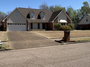 3490 Summerdale Dr, Memphis, TN 38133