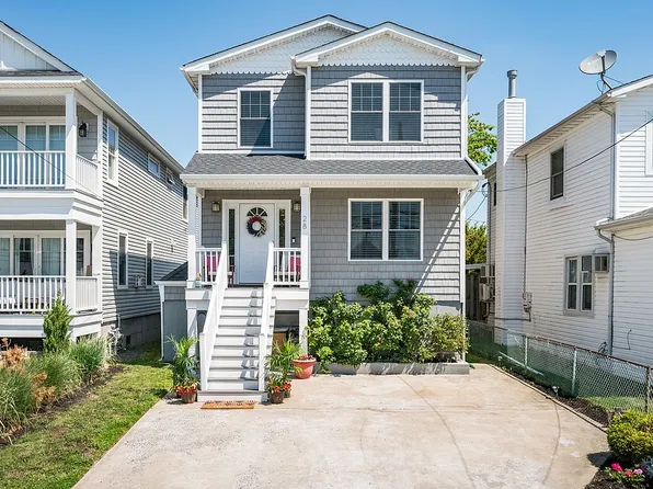 28 Sagamore Rd, Island Park, NY 11558