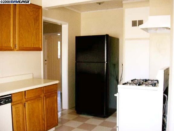 4th image of 403 Elmwood Ln