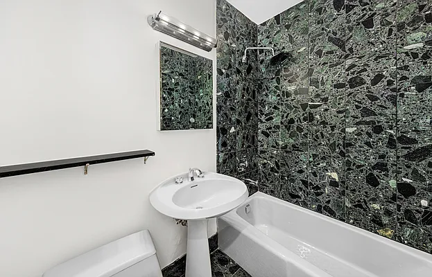 Rented by Compass | media 7