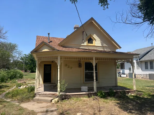 327 S 2nd St, Osborne, KS 67473