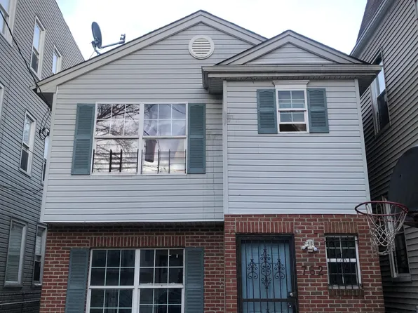 764 S 17th St, Newark, NJ 07103