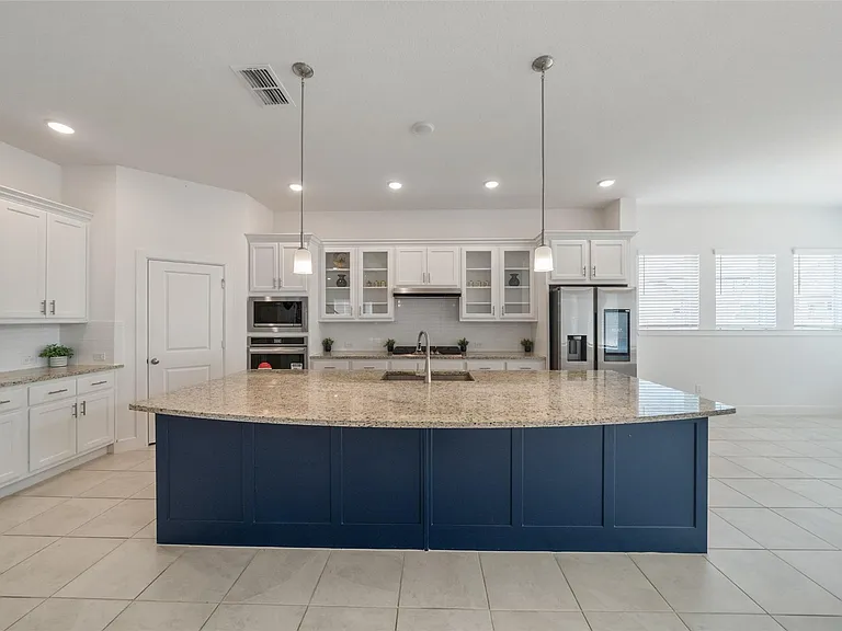 2211 Stone Lodge Ct — Photo 8