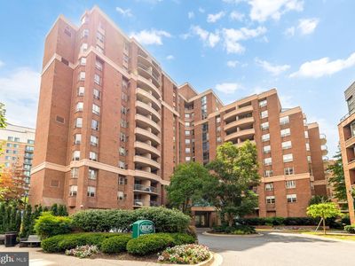 4808 Moorland Ln APT 1102, Bethesda, MD, 20814