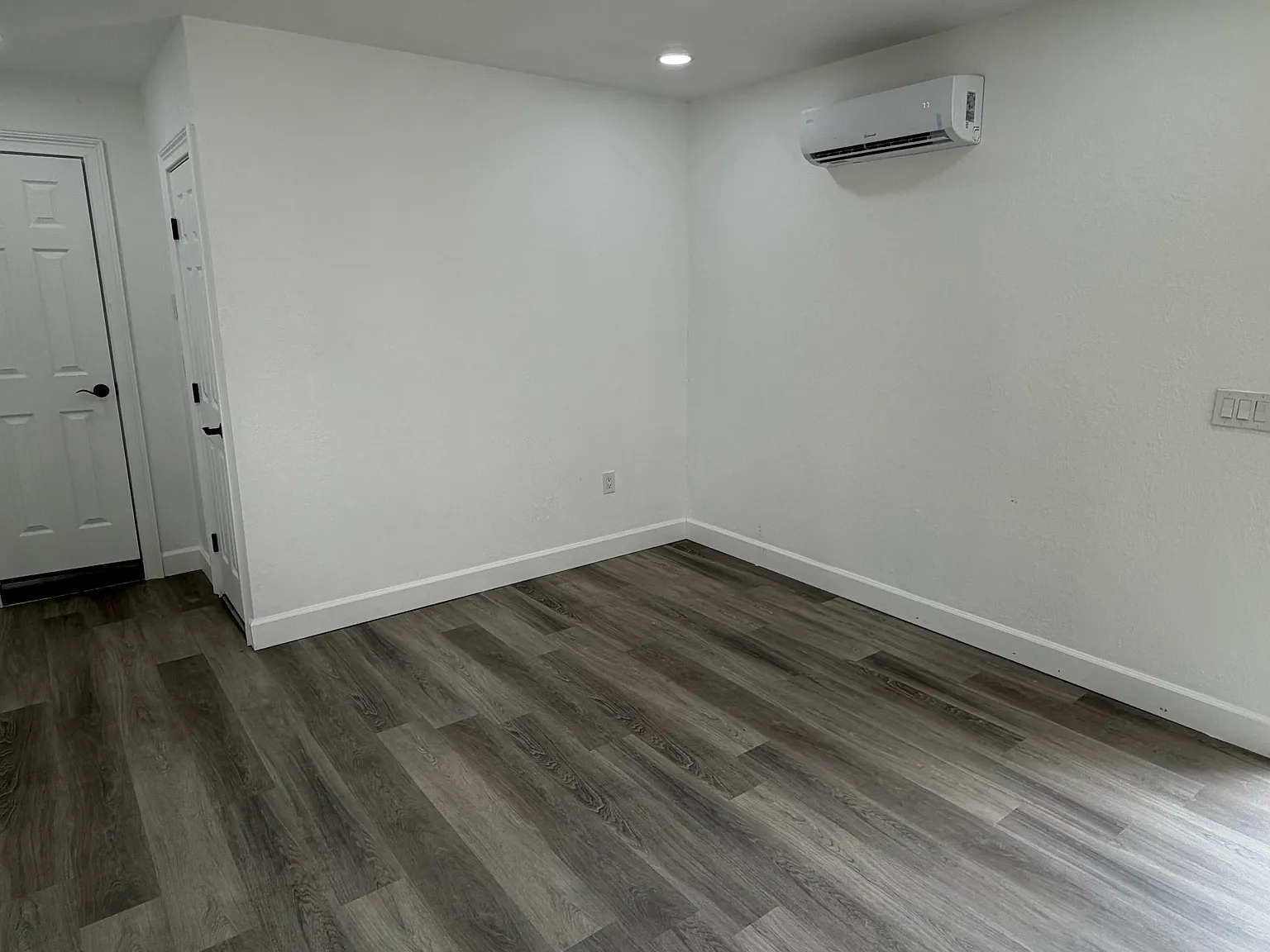 1511 Grayson — Photo 4