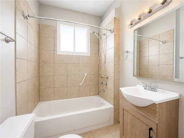 100 Papworth Ave — Photo 5