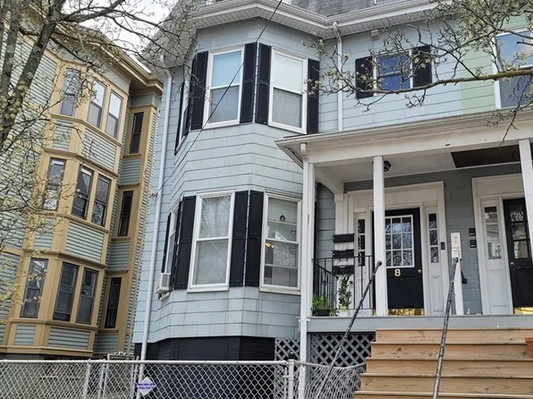 8 Pleasant Ave, Somerville, MA 02143