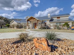 67 Stepping Stone, ConCan, TX 78838