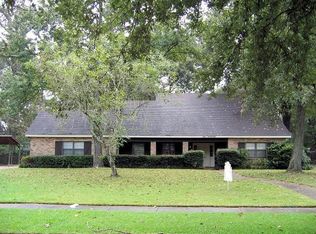 981 Tifton Dr, Baton Rouge, LA 70815