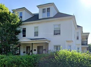 682 Chelmsford St FLOOR 1, Lowell, MA 01851