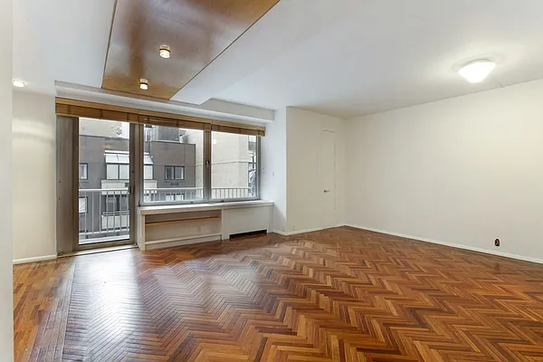 Sold by Prime NYC | media 3