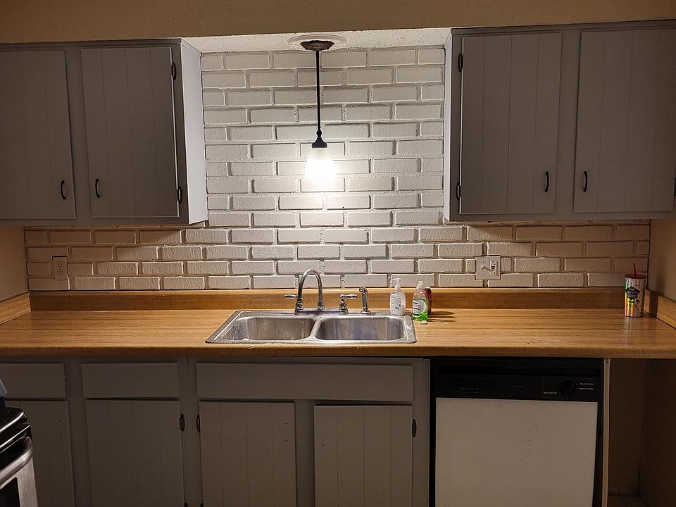 1st image of 2805 Dove Ave