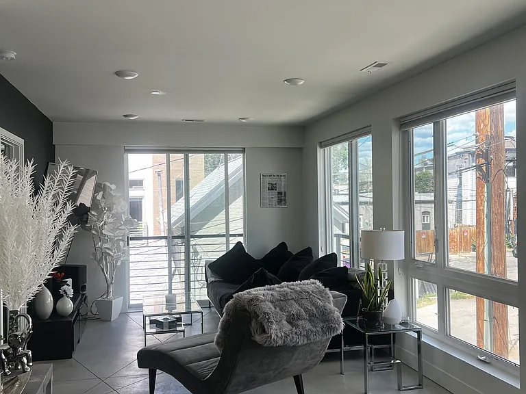 2835 W 24th Ave #212 — Photo 4