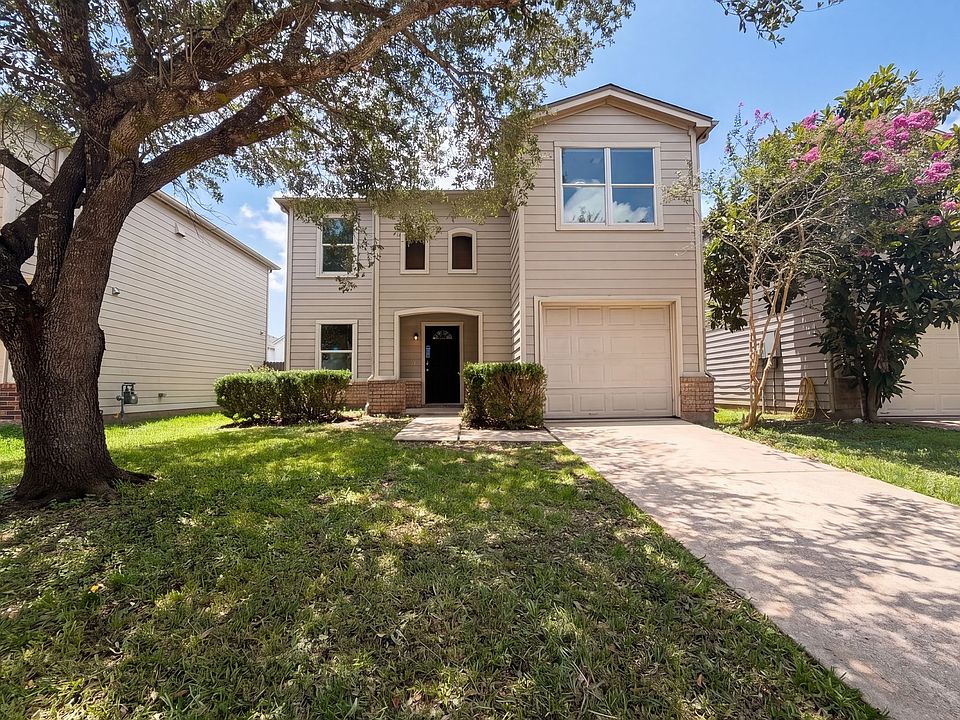 1st image of 3335 Dartmouth Field Ln