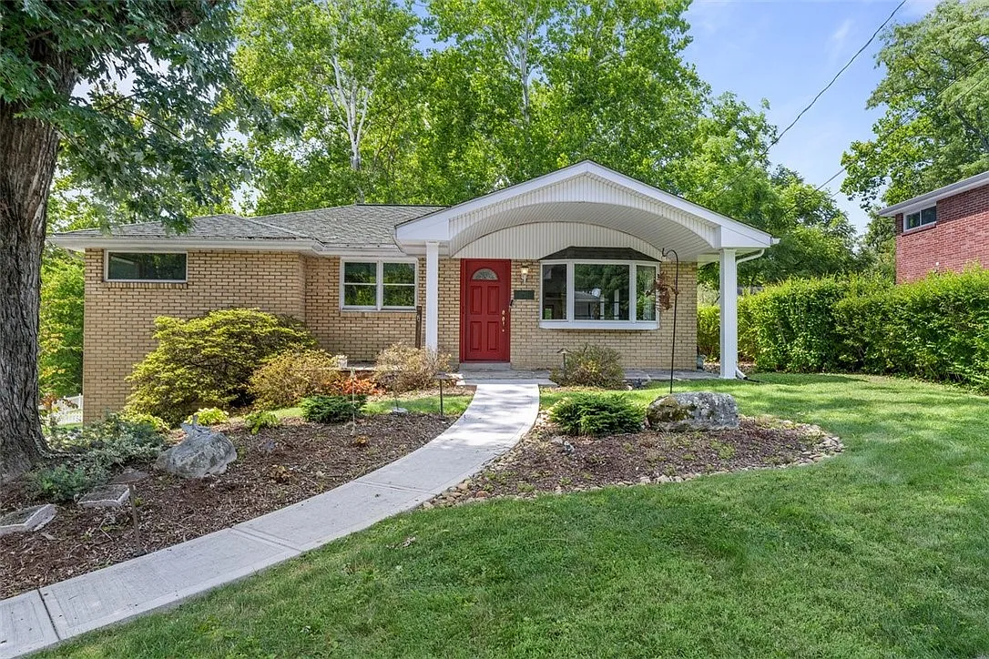 9840 Don Dr photo 1