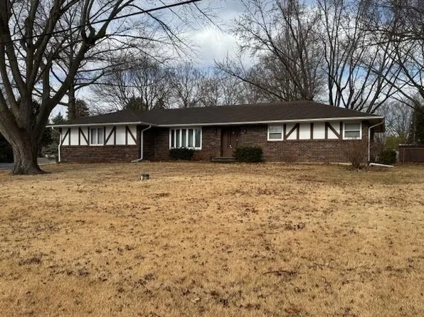 5804 Linden Rd, Rockford, IL 61109