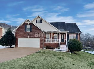 435 Rocky Crest Dr, Gallatin, TN 37066