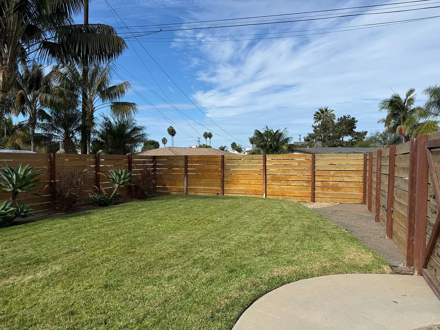 Charming Upgraded 3-Bedroom Home with Modern Amenities in Encinitas! — Photo 2