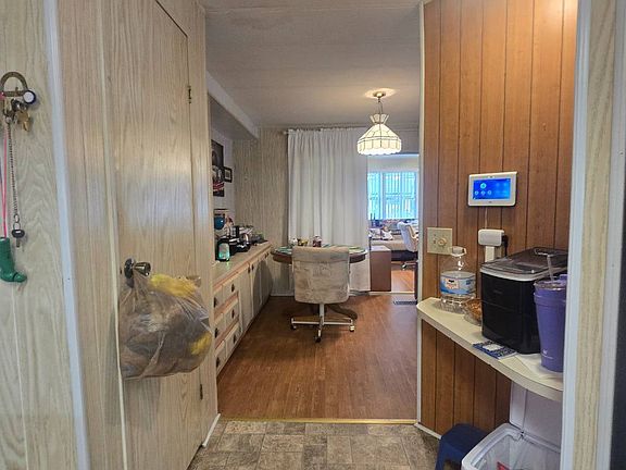 3rd image of 3150 NE 36th Ave #458