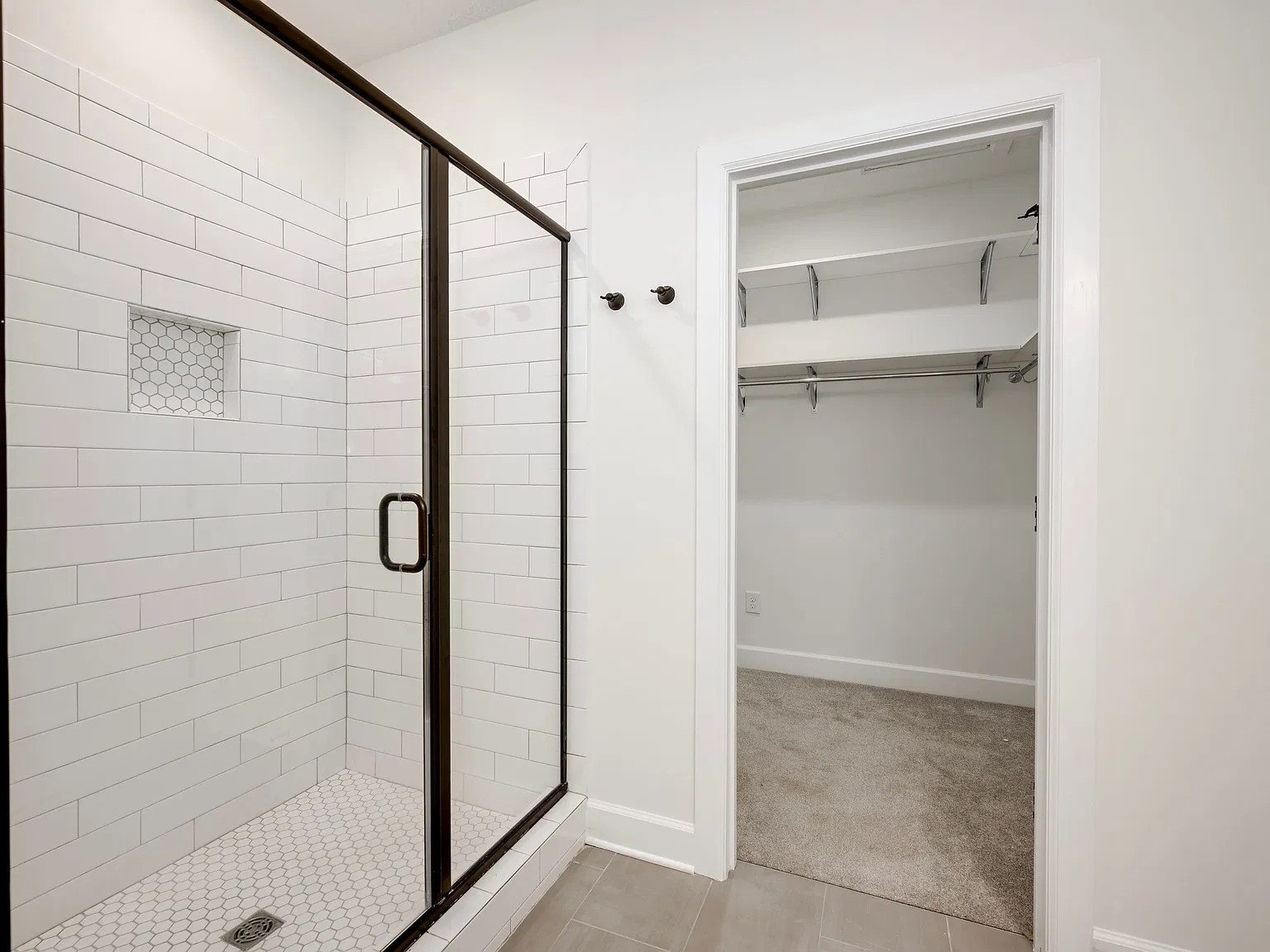 1955 Avenel Lane - 1 — Photo 3