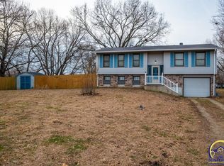 8001 SW 21st Ter, Topeka, KS 66614