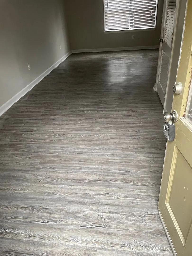 Two Bedroom 1.5 Bath Townhome for Rent — Photo 3