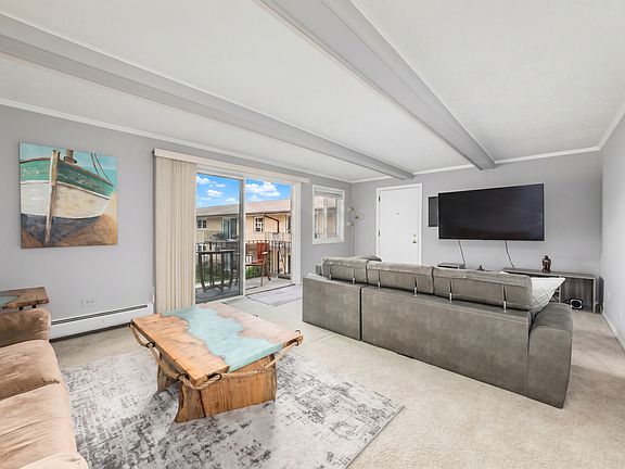 3rd image of 6126 S Kensington Ave APT C