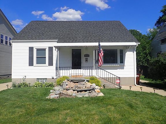 2nd image of 1644 Bauer Ave