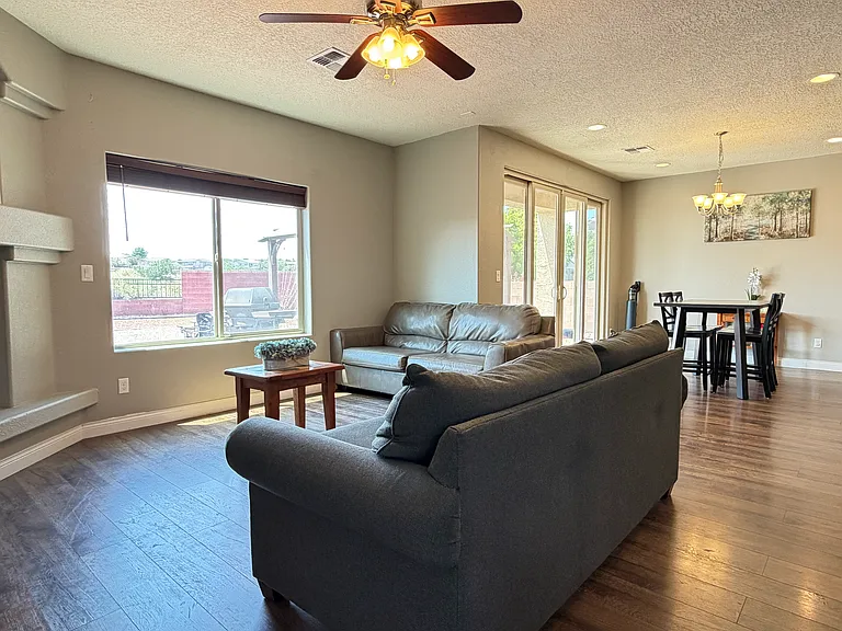 3153 Llano Vista Ct NE — Photo 9