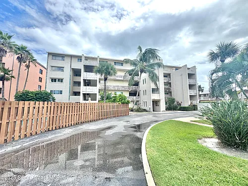 5050 Ocean Beach Blvd #301 Photo 1