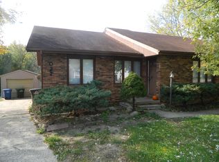 5022 Bel Aire Rd, Des Moines, IA 50310