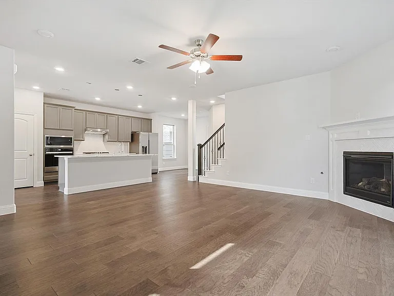 1752 Blakely Pl — Photo 8