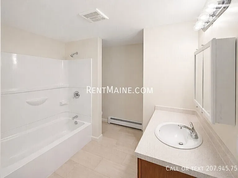 35 Valley View Ln #A — Photo 13