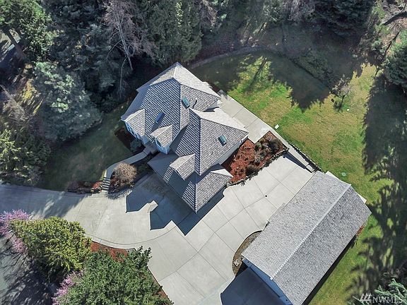 2nd image of 3810 25th Avenue Ct SE