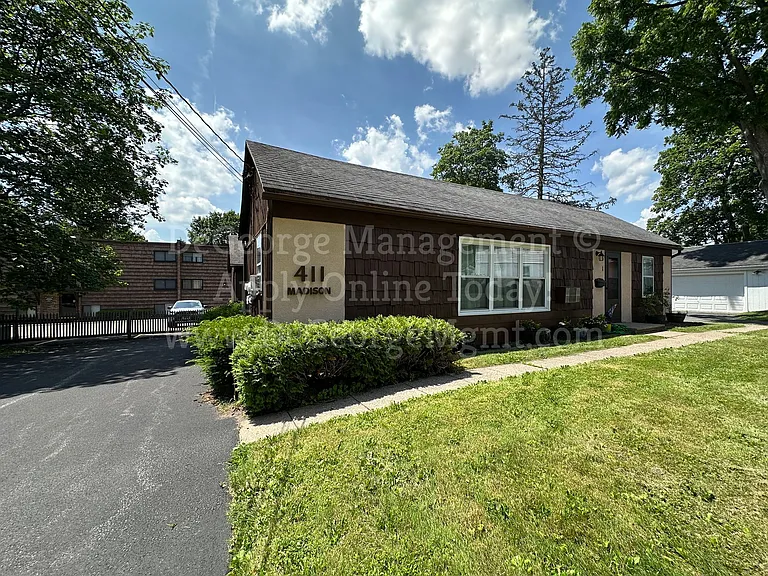 411 Madison St — Photo 3