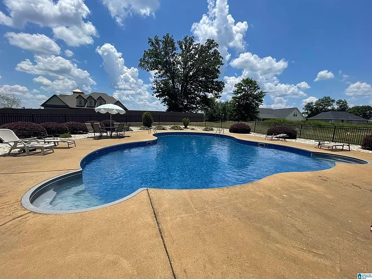 32 Cove Ct — Photo 17