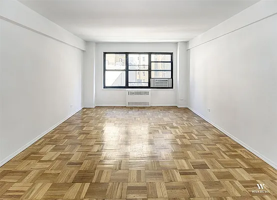 Rented by Warburg | media 4