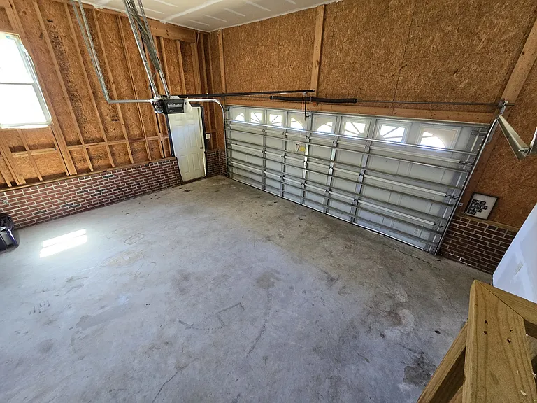 1421 Tawny View Ln — Photo 19