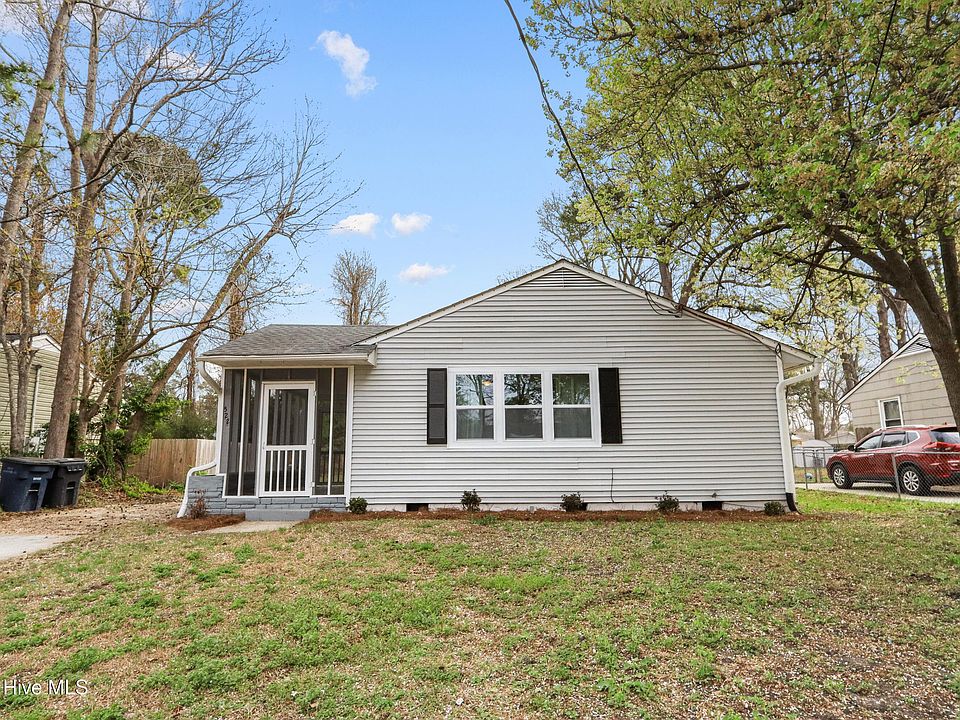 1st image of 522 Oak Lane