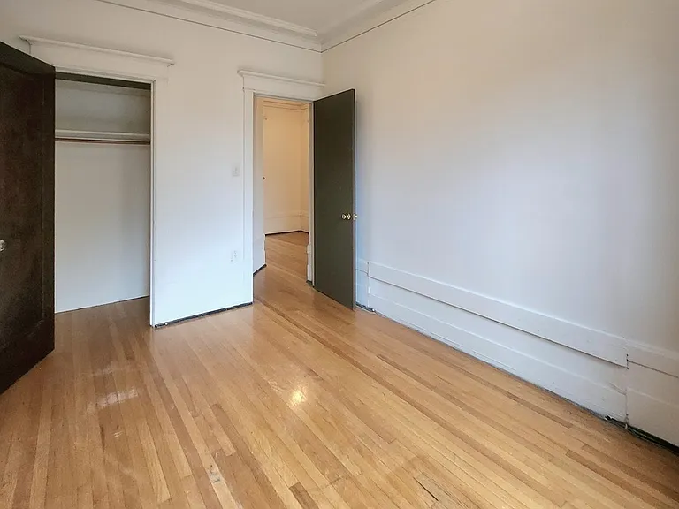 5600 S Dorchester Ave #2 — Photo 6